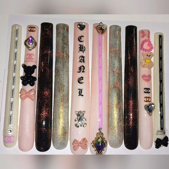 Hand crafted custom 5XL long acrylic press on nails sz Medium - Picture 3 of 8